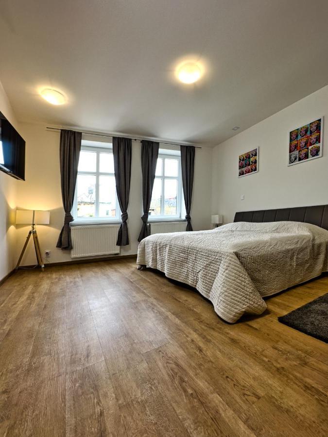 Gallery Apartments Liberec Buitenkant foto