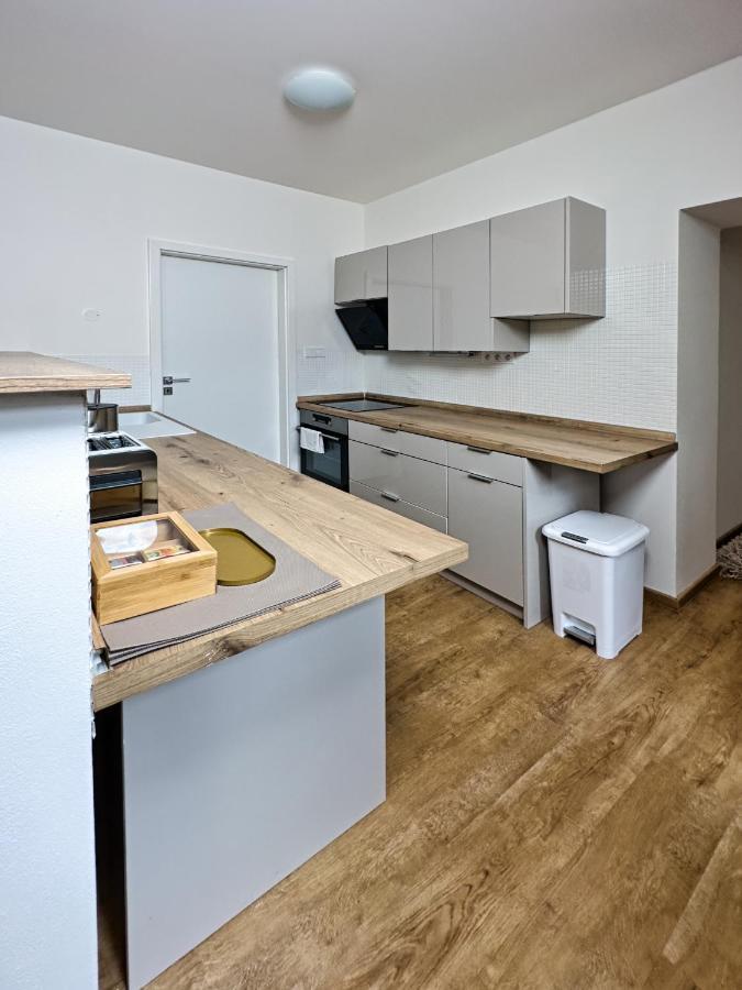 Gallery Apartments Liberec Buitenkant foto