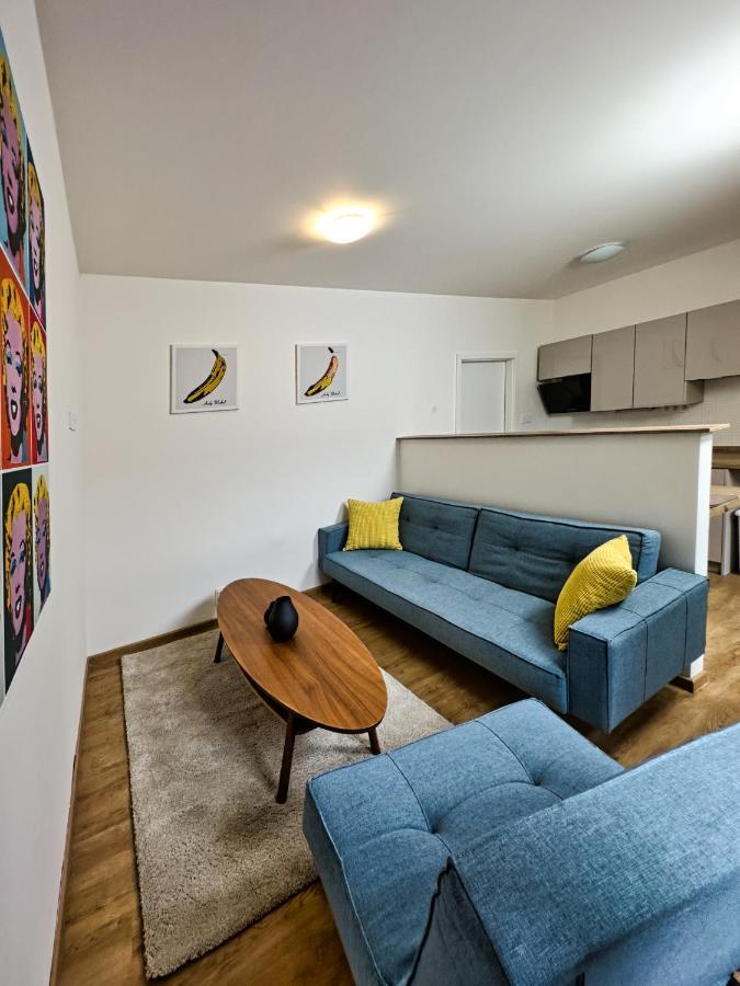 Gallery Apartments Liberec Buitenkant foto