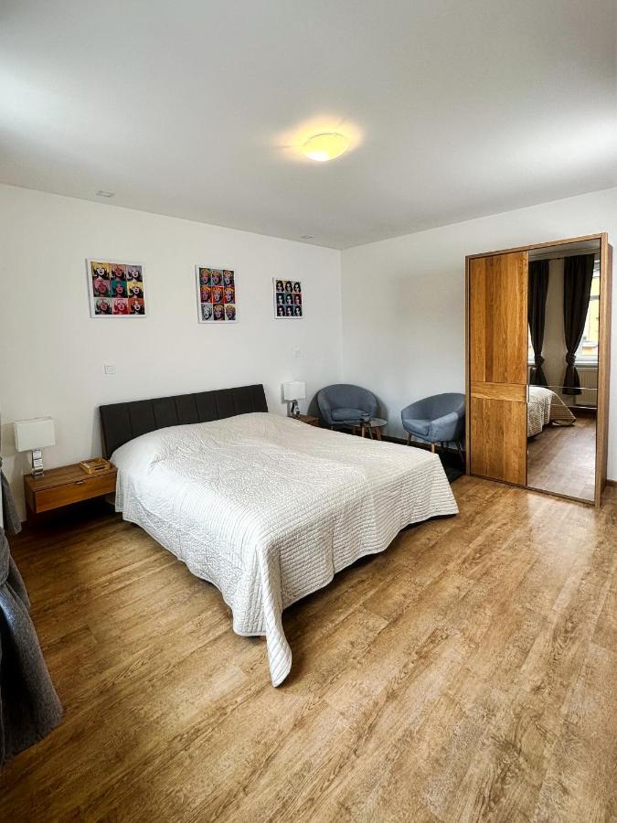 Gallery Apartments Liberec Buitenkant foto