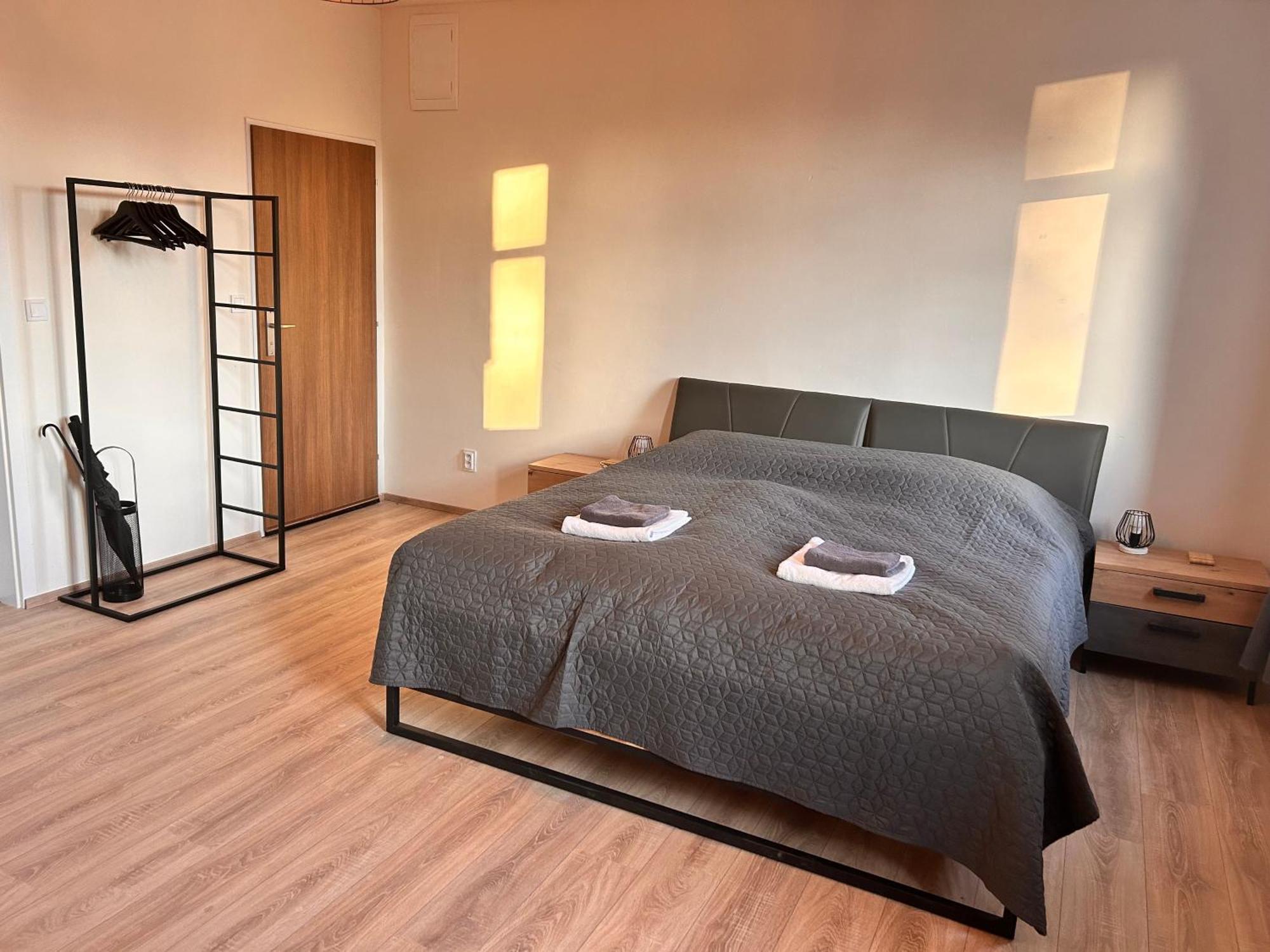 Gallery Apartments Liberec Buitenkant foto